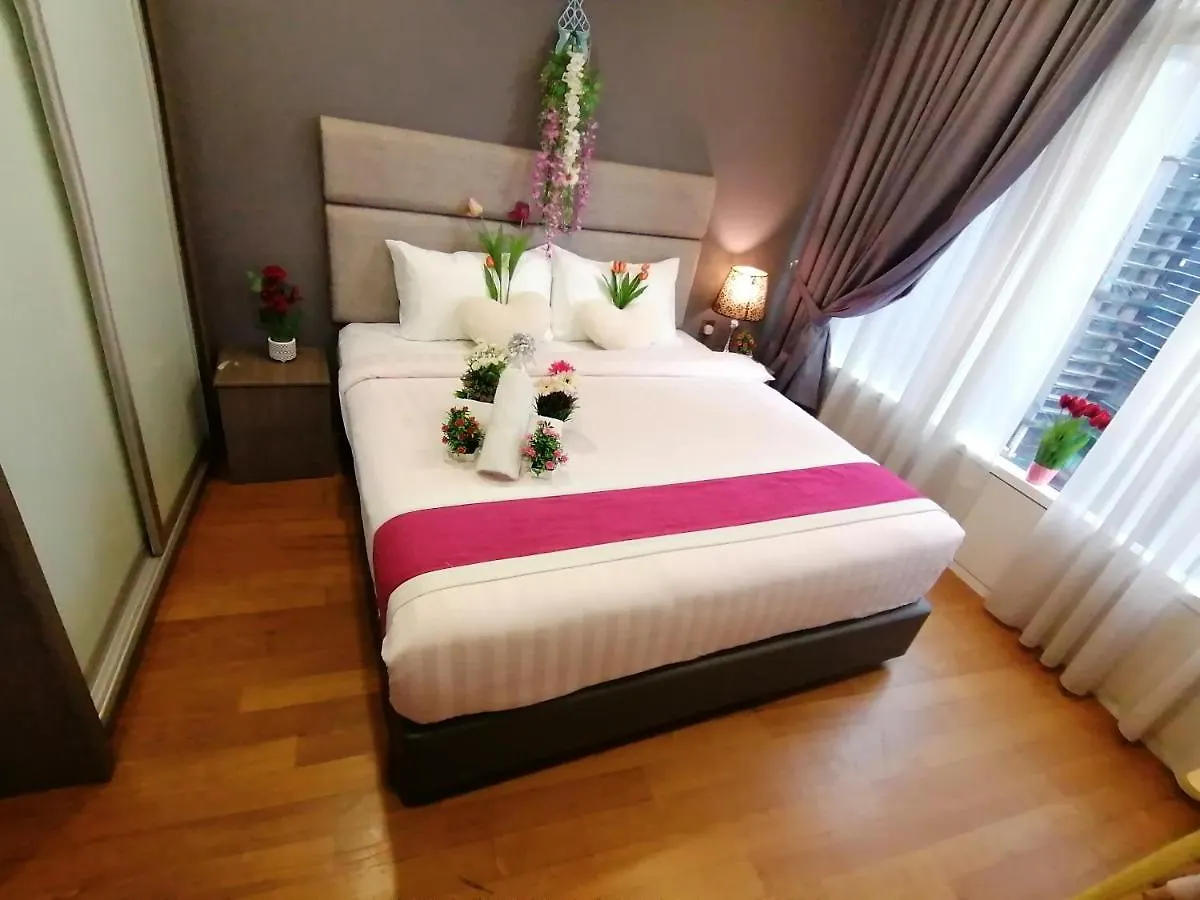 Vortex Suites Near Klcc Kuala Lumpur 0*,